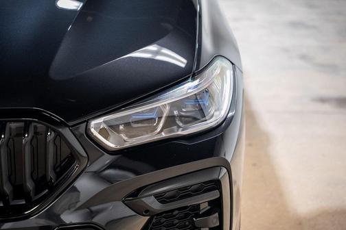 2022 BMW X6 xDrive40i