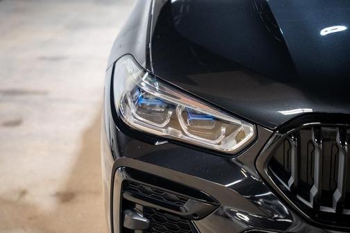 2022 BMW X6 xDrive40i