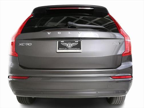 2023 Volvo XC90 B6 Core