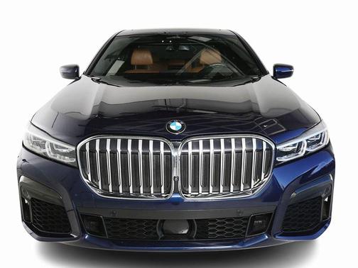 2022 BMW 750 i xDrive