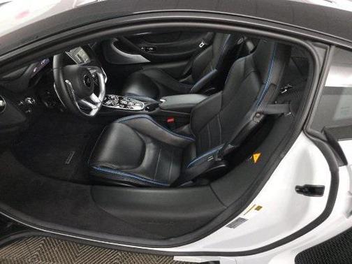 2023 McLaren GT Base
