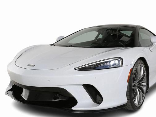 2023 McLaren GT Base