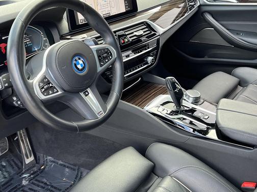 2023 BMW 530e xDrive