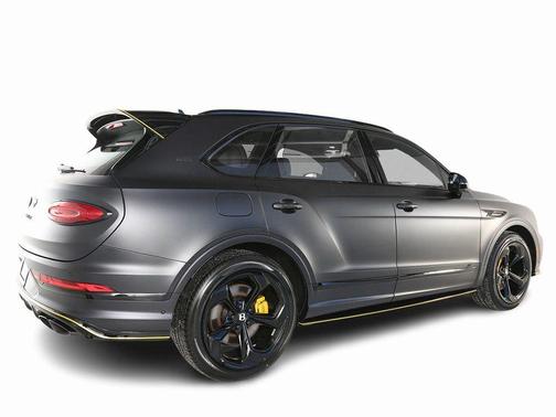 2025 Bentley Bentayga S Black Edition