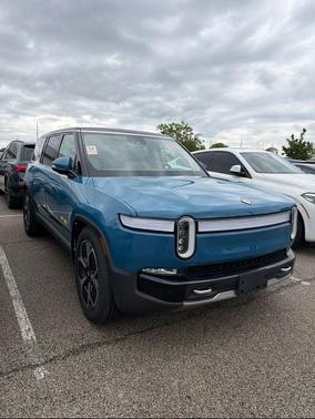 Rivian Blue 2024 Rivian R1S Adventure Quad Motor Large Pack