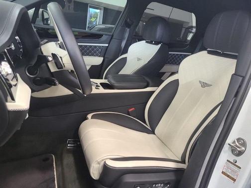 2023 Bentley Bentayga Speed