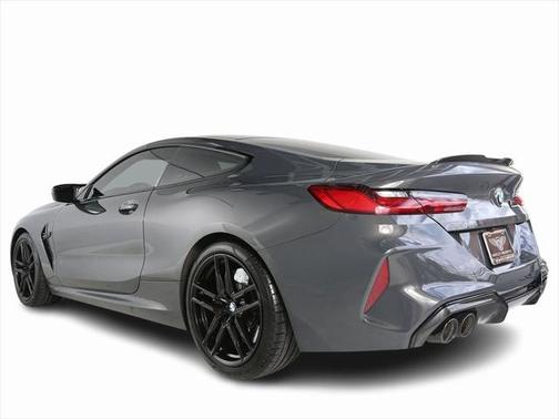 2022 BMW M8 Competition
