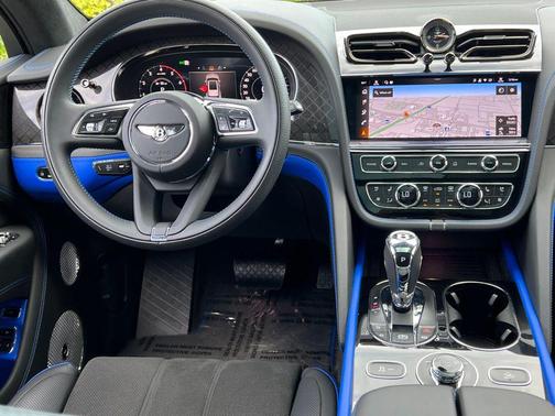 2025 Bentley Bentayga S Black Edition