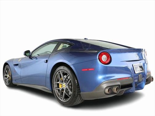 2015 Ferrari F12berlinetta Base