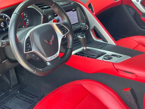 Arctic White 2019 Chevrolet Corvette ZR1