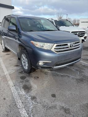 2013 Toyota Highlander SE