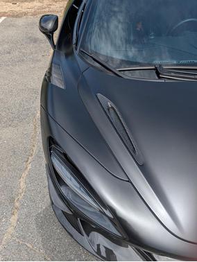 2022 McLaren 720S Base