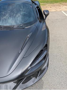 2022 McLaren 720S Base