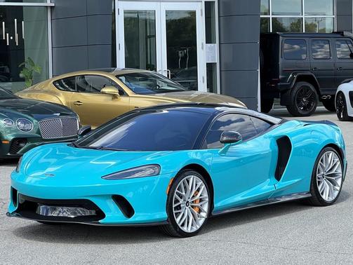 2023 McLaren GT