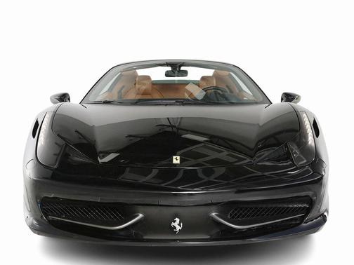2013 Ferrari 458 Spider Base