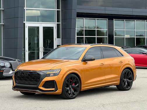Dragon Orange Metallic 2021 Audi RS Q8 4.0T
