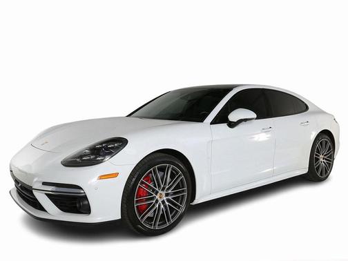 2017 Porsche Panamera Turbo