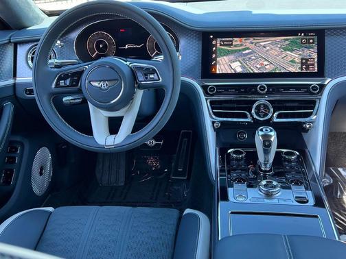 2025 Bentley Flying Spur Speed