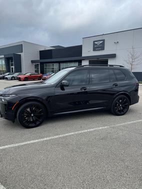 Black Sapphire Metallic 2024 BMW X7 M60i
