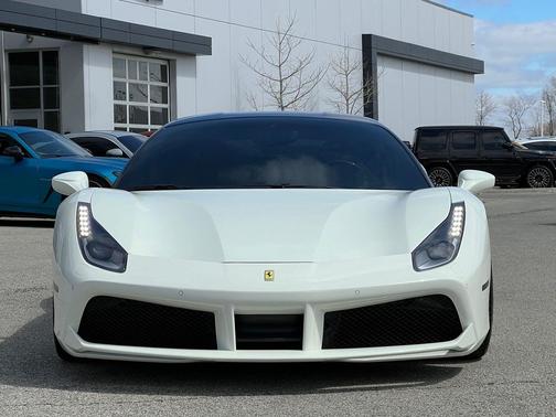 Bianco Avus 2017 Ferrari 488 GTB Base