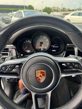 White 2020 Porsche Macan Macan