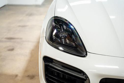 2022 Porsche Cayenne GTS