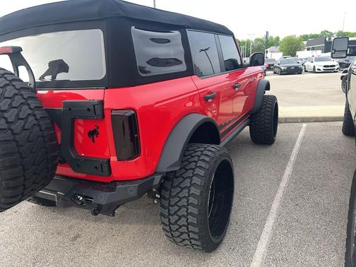 Race Red 2023 Ford Bronco Wildtrak