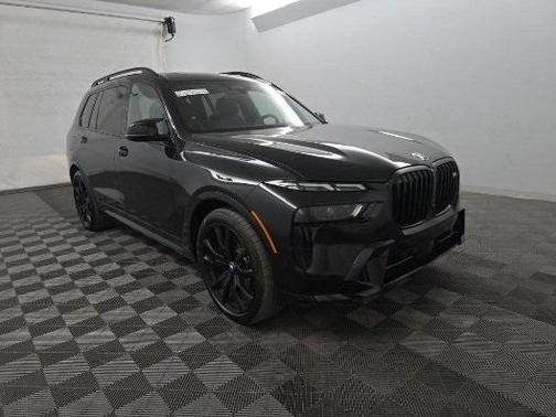 2024 BMW X7 M60i