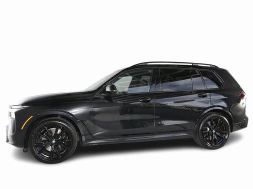 2024 BMW X7 M60i