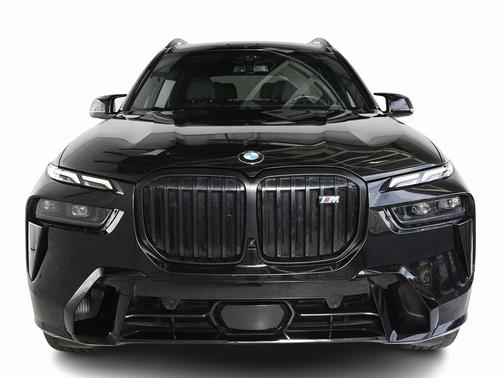 2024 BMW X7 M60i