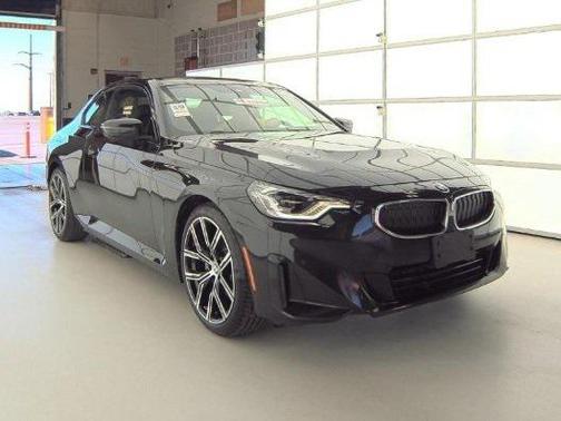 2023 BMW 230 i xDrive