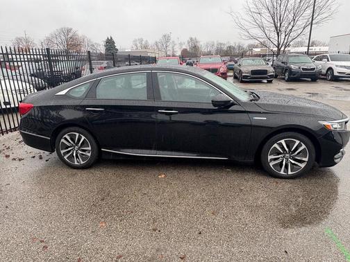 2020 Honda Accord Hybrid Touring