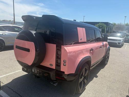 Santorini Black Metallic 2023 Land Rover Defender 110 V8