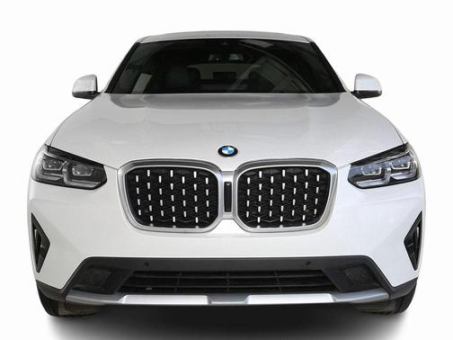 2023 BMW X4 xDrive30i