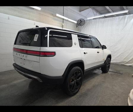 2022 Rivian R1S Launch Edition