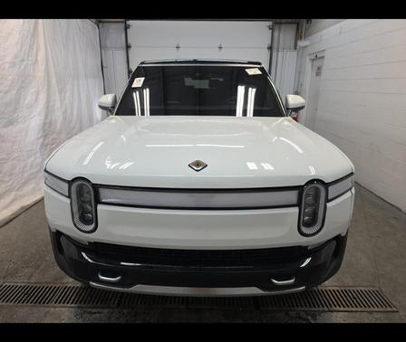2022 Rivian R1S Launch Edition