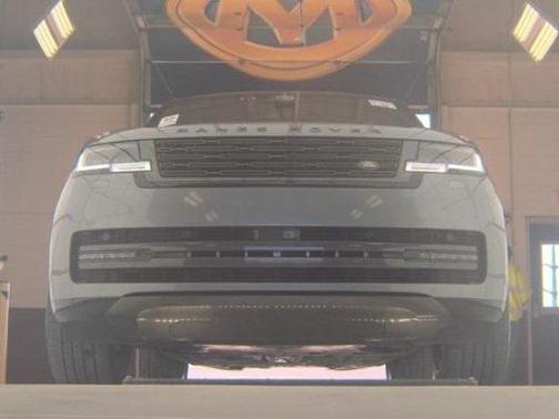 2023 Land Rover Range Rover P400 SE