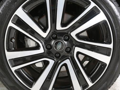 2023 Land Rover Range Rover P400 SE