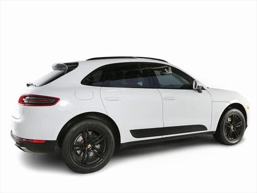 2018 Porsche Macan Sport Edition