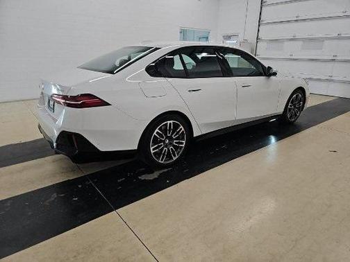 2024 BMW 530 xDrive