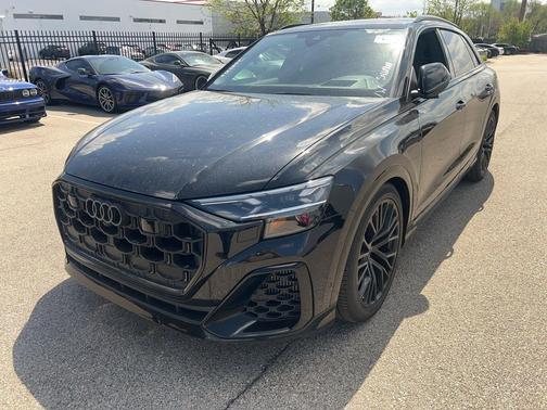 Mythos Black Metallic 2024 Audi SQ8 4.0T Prestige