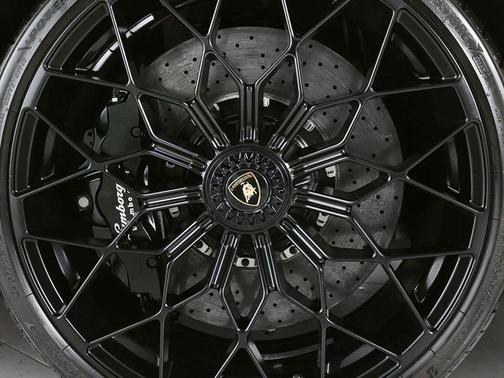 Giallo Belenus Metallic 2022 Lamborghini Huracan STO Coupe