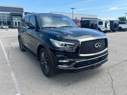 Black 2023 INFINITI QX80 SENSORY AWD
