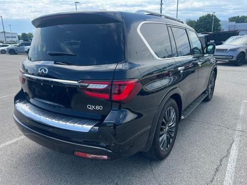 Black 2023 INFINITI QX80 SENSORY AWD