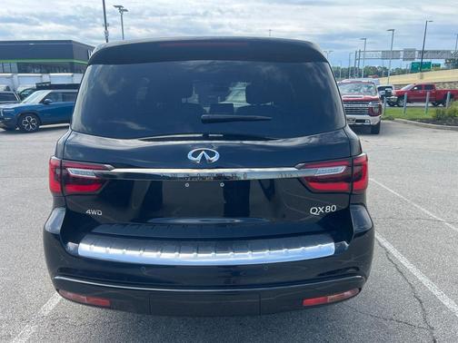 Black 2023 INFINITI QX80 SENSORY AWD