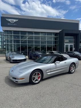 Sebring Silver Metallic 1999 Chevrolet Corvette Base