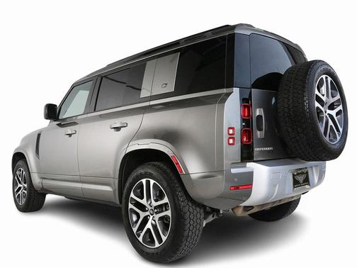 2022 Land Rover Defender 110 XS Edition