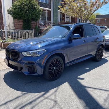 Phytonic Blue Metallic 2023 BMW X5 xDrive40i