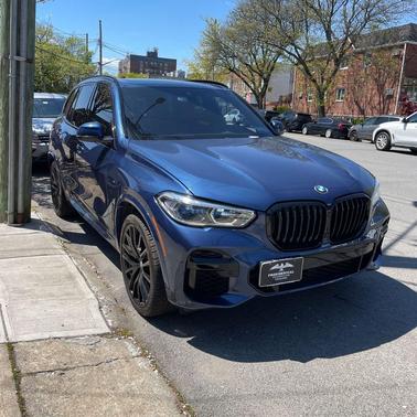 Phytonic Blue Metallic 2023 BMW X5 xDrive40i