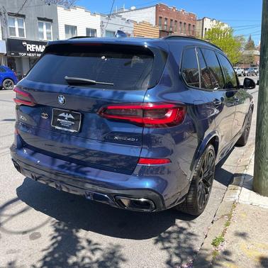 Phytonic Blue Metallic 2023 BMW X5 xDrive40i